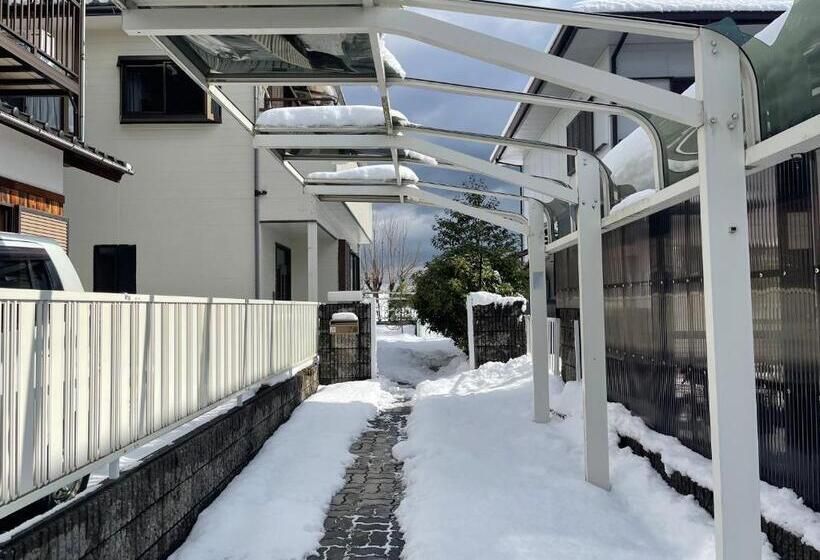 Pensionat 高島市一棟貸切 Biwa Lake琵琶湖 徒歩10分 大人数でご利用だとお得連泊がお得bbq麻雀可能自転車無料利用可