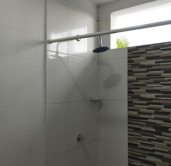 پانسیون Hostal Donde Marle