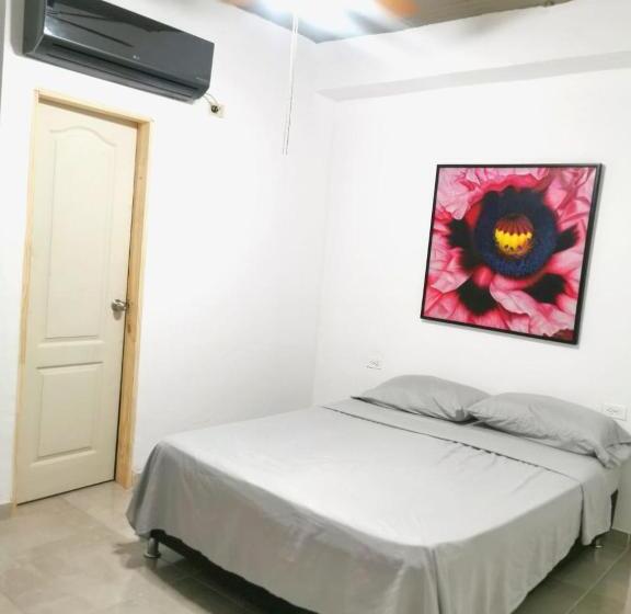 پانسیون Hostal Donde Marle