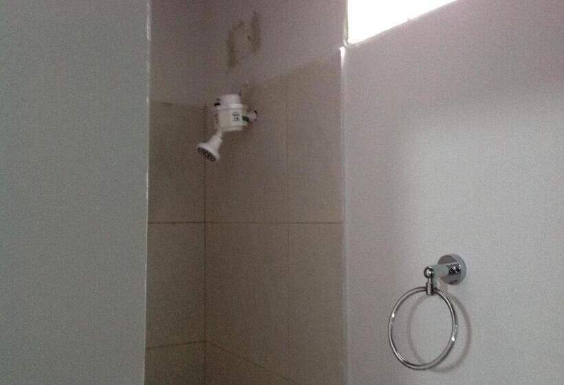 پانسیون Hostal Donde Marle