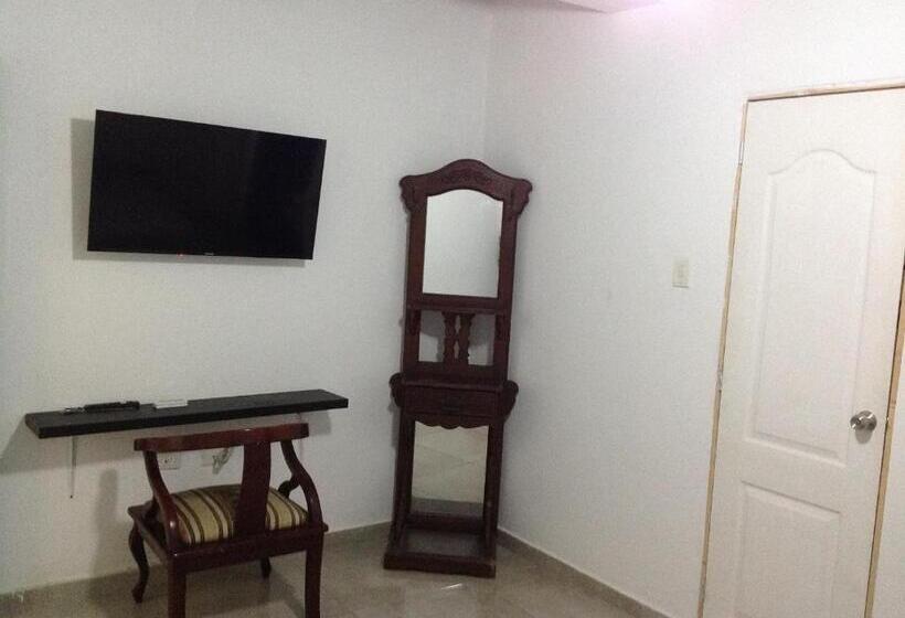 پانسیون Hostal Donde Marle