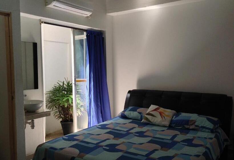 پانسیون Hostal Donde Marle