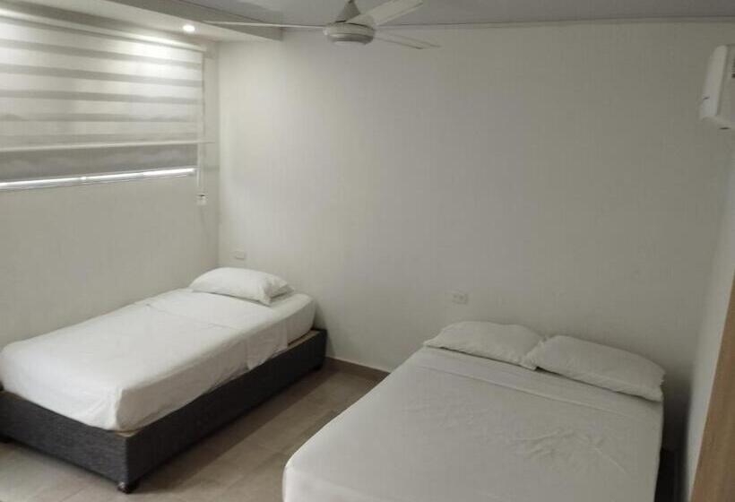 پانسیون Hostal Donde Marle