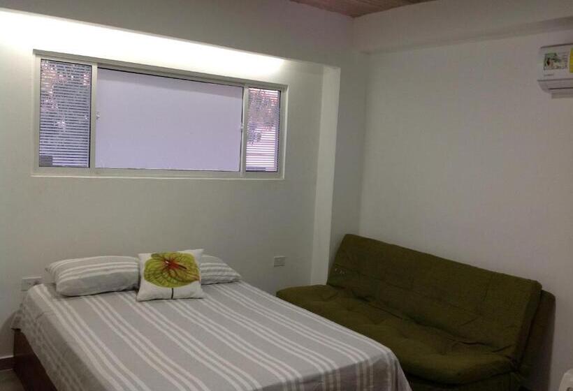 پانسیون Hostal Donde Marle