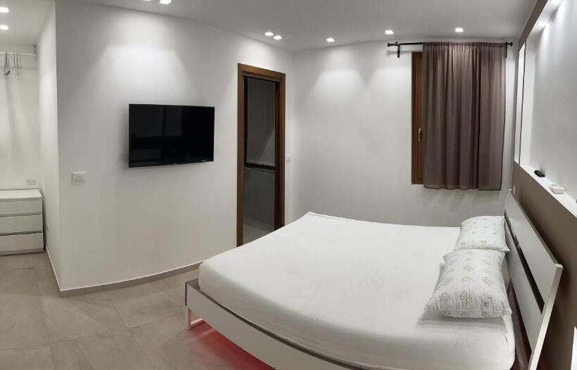 פנסיון Villa Mirella