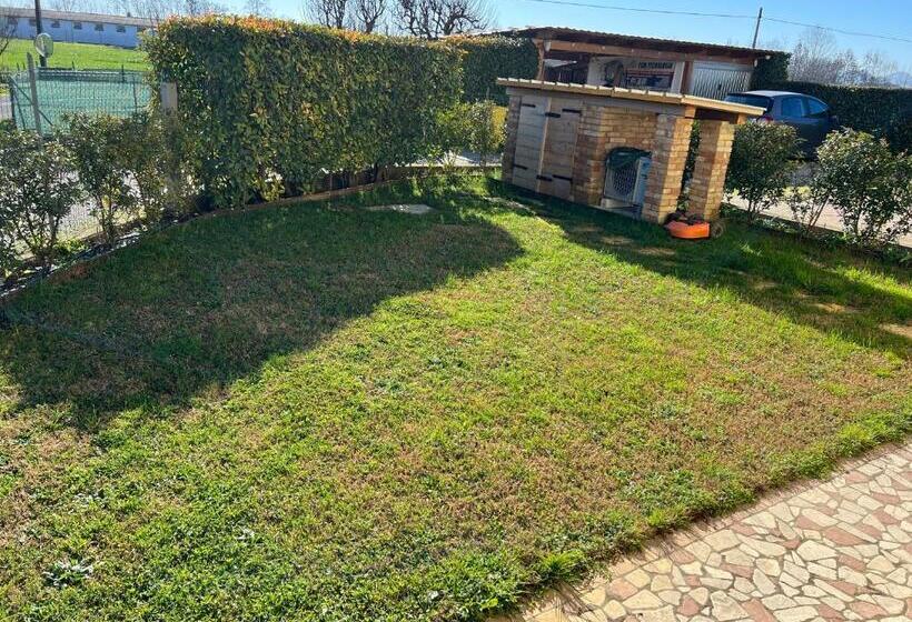 פנסיון Villa Mirella