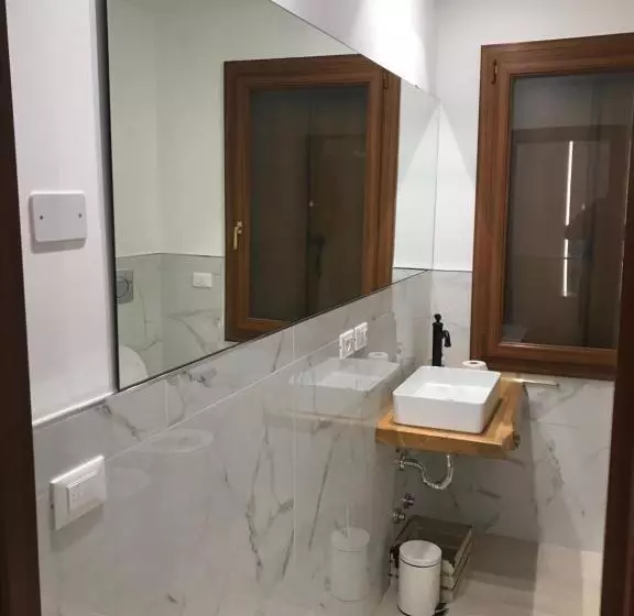 ペンション Villa Mirella