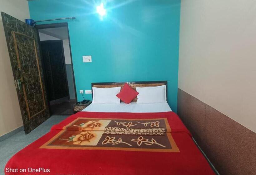 Rudraksha Hotel & Restaurant By Wb Inn