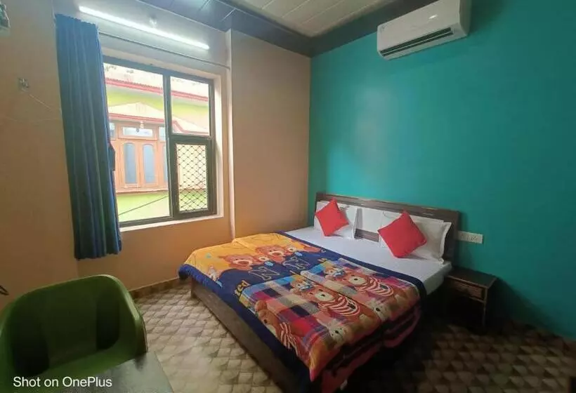 Rudraksha Hotel & Restaurant By Wb Inn