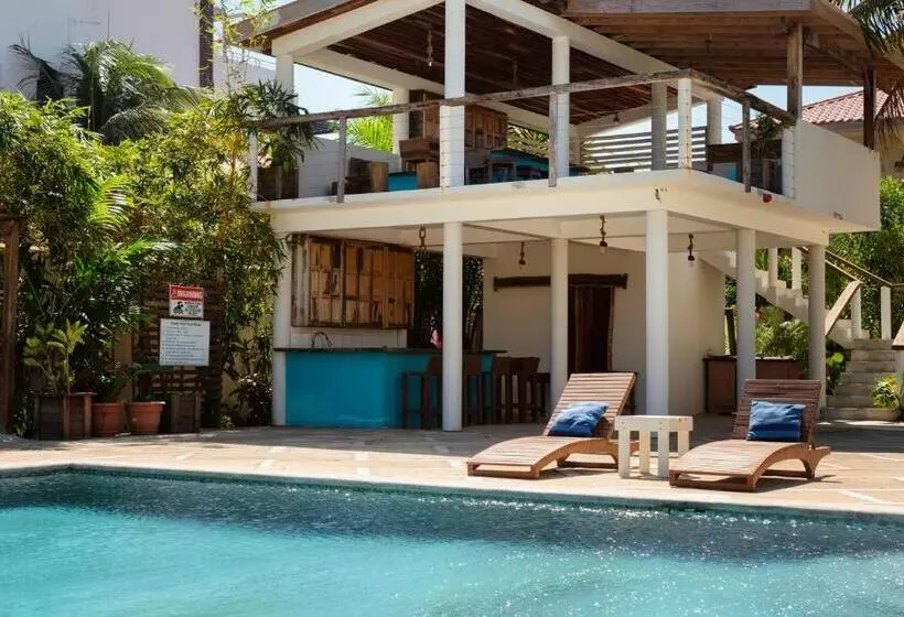 Sandy Feet Beach Resort