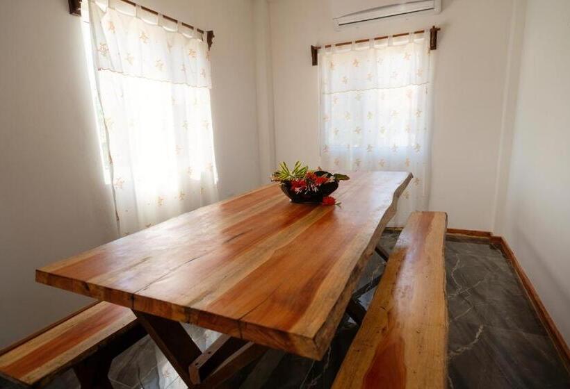 Sandy Feet Beach Resort