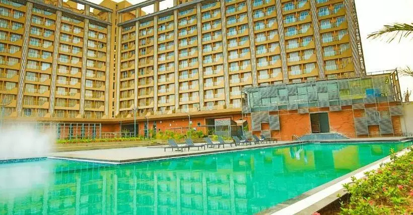 Weekend Address By Guest Pals