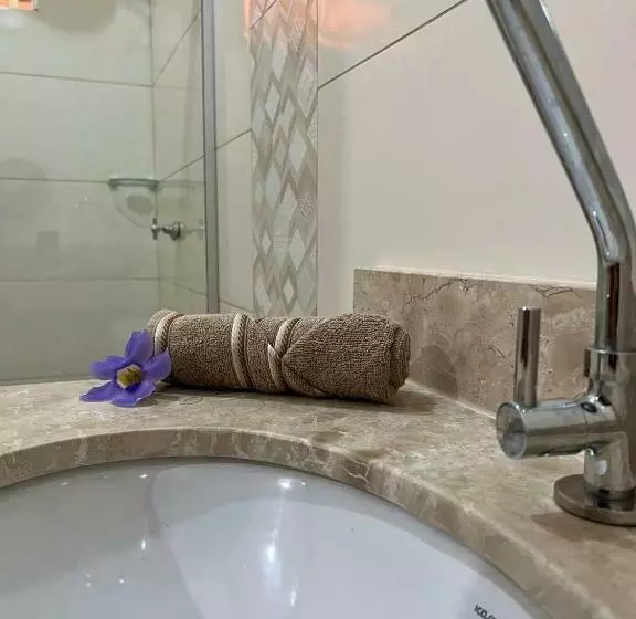 ユースホステル Pousada Canela De Ema