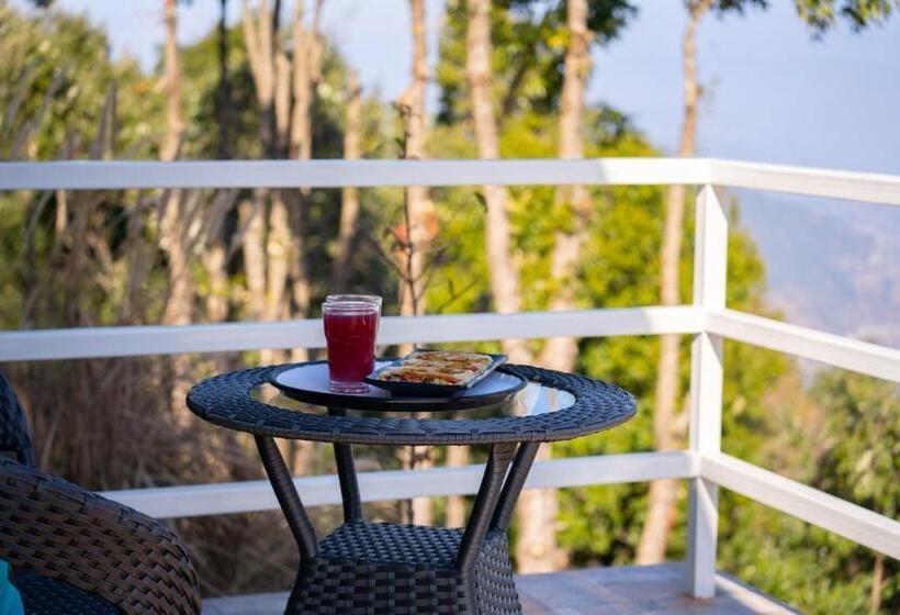 הוסטל Zostel Plus Nainital