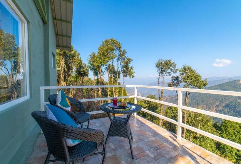 הוסטל Zostel Plus Nainital