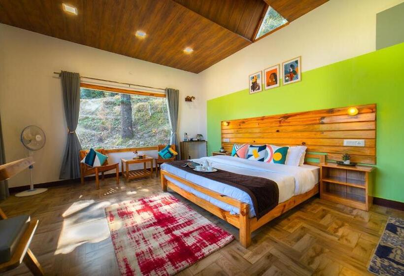 הוסטל Zostel Plus Nainital