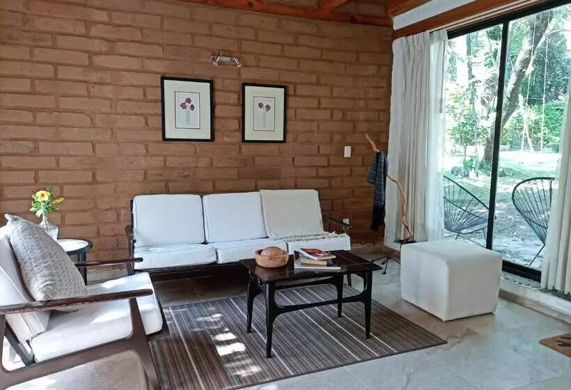 Aamiaismajoitus (B&B) Canto De Aves