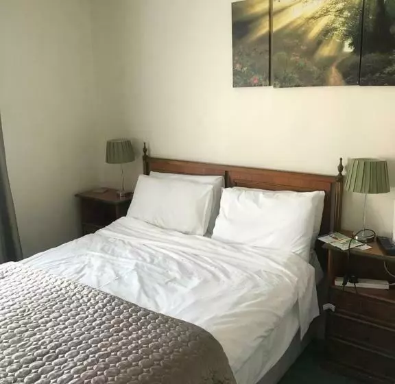 Fairways B&b