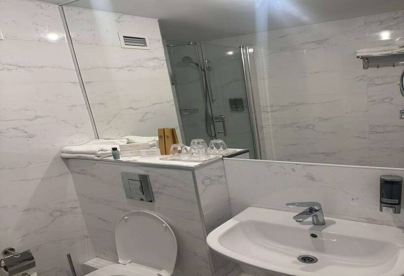 هتل Best Western Plus Oskemen