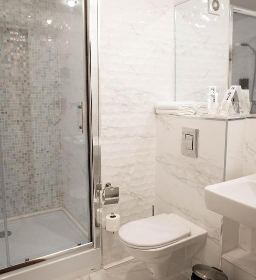 هتل Best Western Plus Oskemen