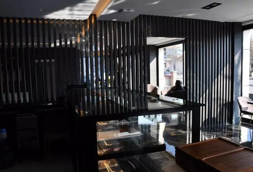 ホテル Hmz Luxury