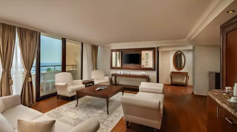 ホテル Rixos Park Belek, The Land of Legends Access