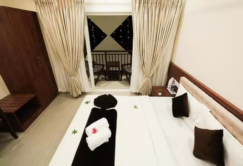 Hotelli Royalton Residency