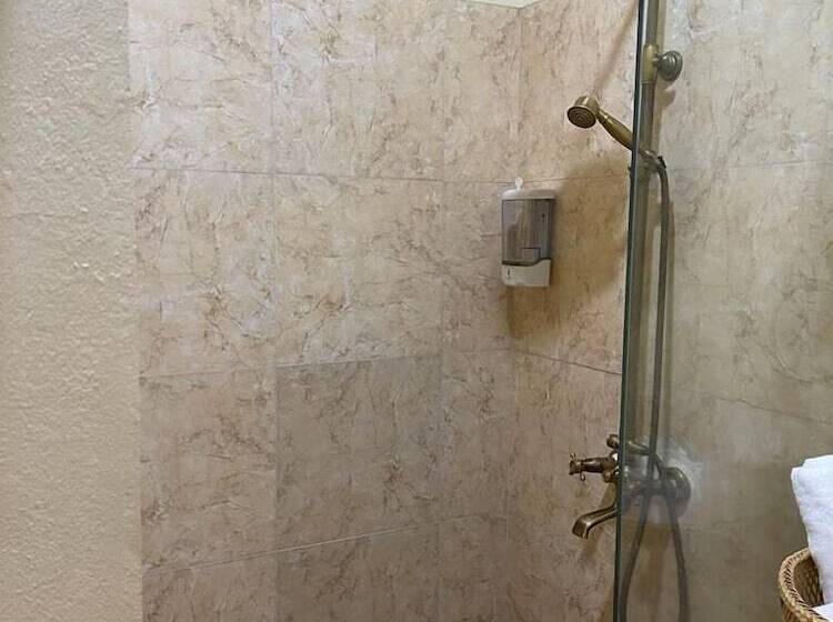 هتل Studio 27 Colonial, Centro Histórico