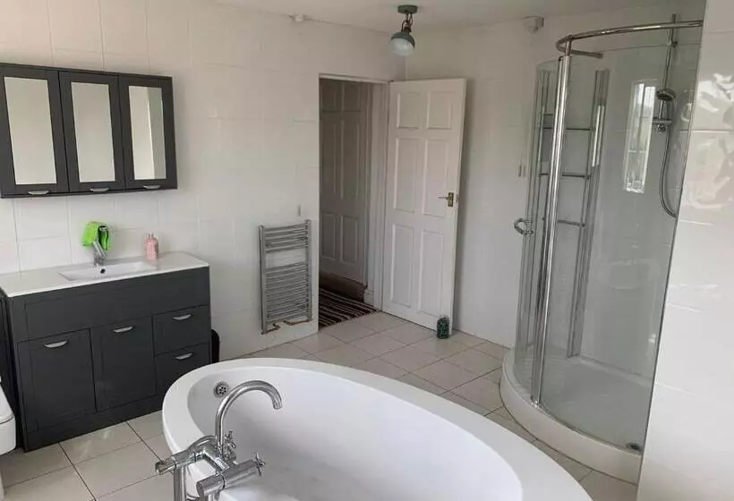 Hotelli Wellbet Farm