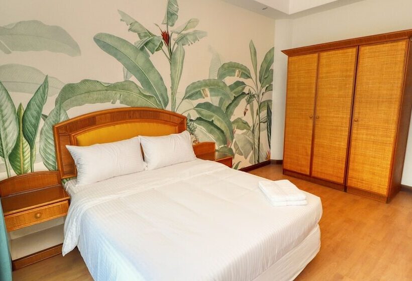 Long Sands Port Dickson