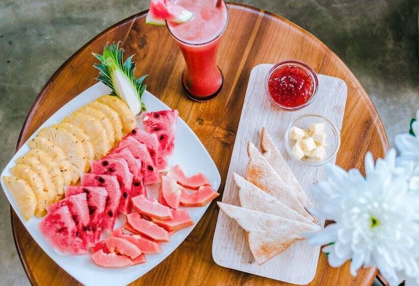 بنسيون Claire Villa By Younger Villas & Resorts