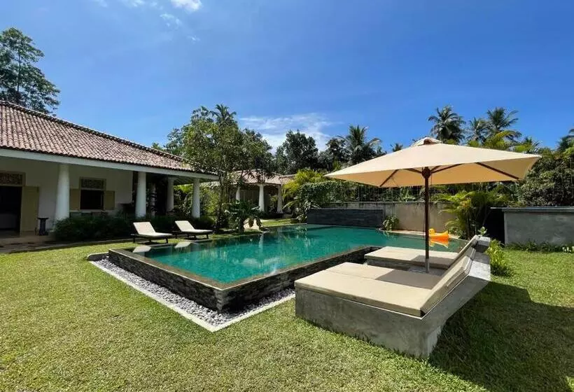 Majatalo Claire Villa By Younger Villas & Resorts