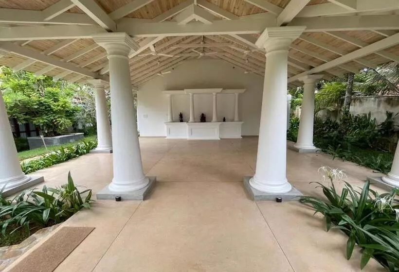 Majatalo Claire Villa By Younger Villas & Resorts