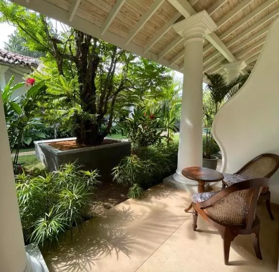 Majatalo Claire Villa By Younger Villas & Resorts