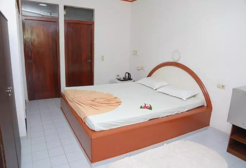 Majatalo Sunil Lanka