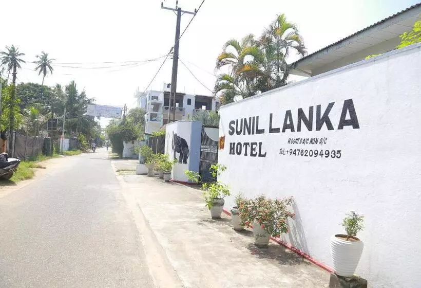 Majatalo Sunil Lanka