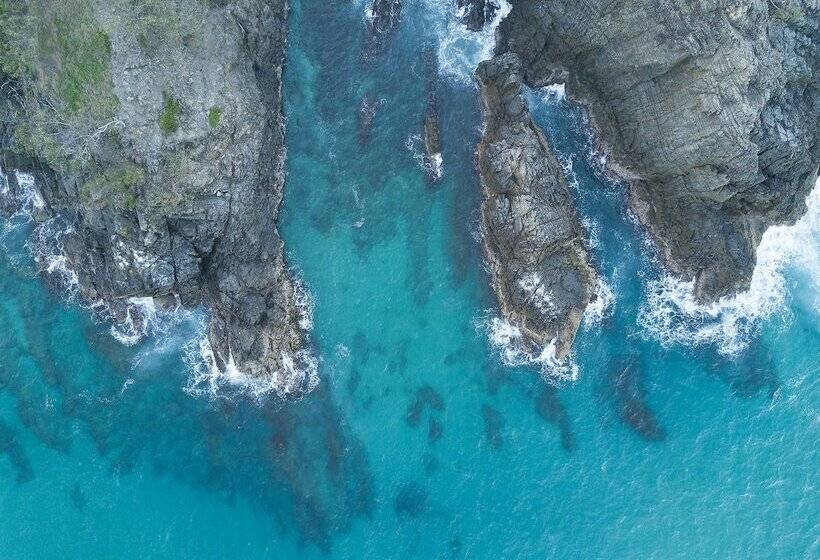 Общежитие Nomads Noosa