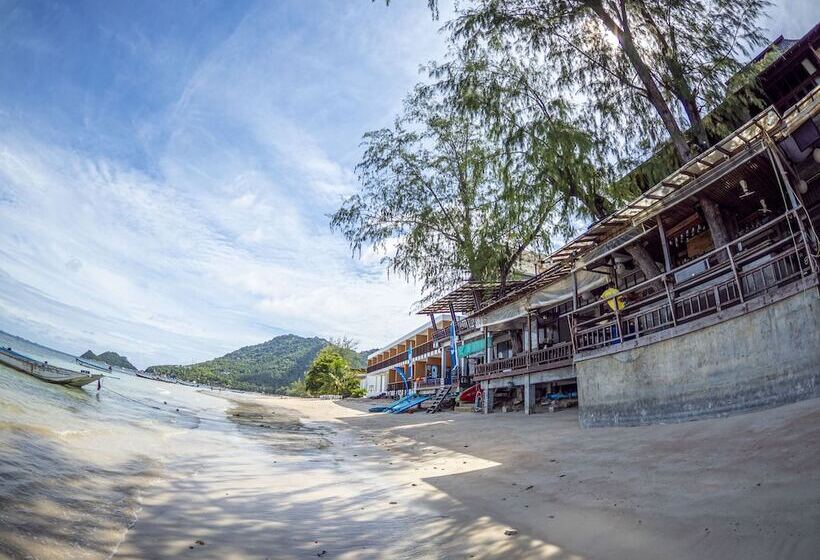 Ban S Diving Resort Sha Extra Plus