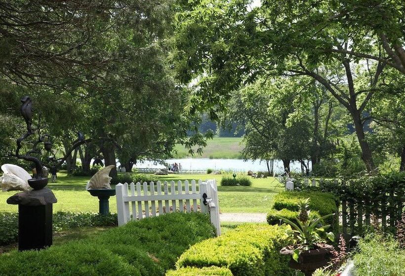 مبيت وإفطار Bee And Thistle Inn