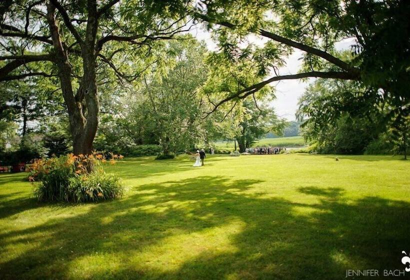 مبيت وإفطار Bee And Thistle Inn