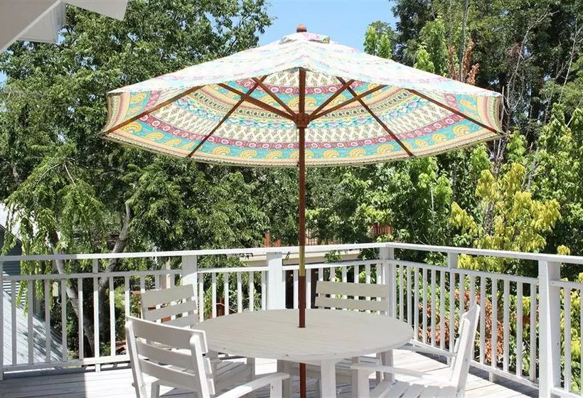 住宿加早餐  Gardenia Inn