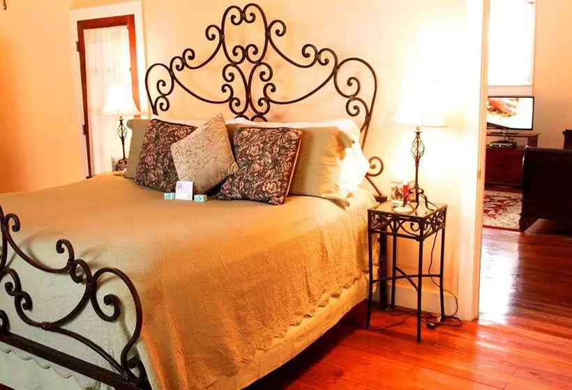 住宿加早餐  Gardenia Inn