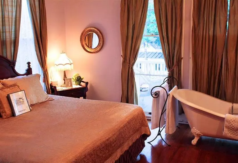 住宿加早餐  Gardenia Inn