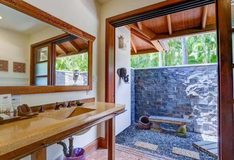 Bed and Breakfast Ho'oilo House