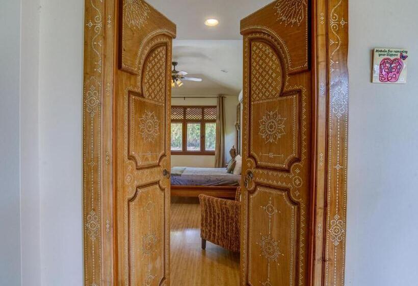 مبيت وإفطار Ho'oilo House