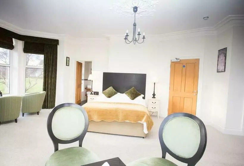 צימר Lakeside House