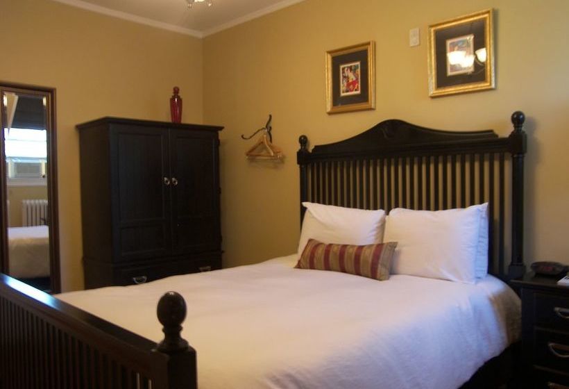 مبيت وإفطار Newport Blues Inn