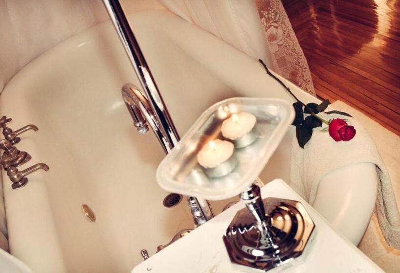 민박 Queen Anne Inn