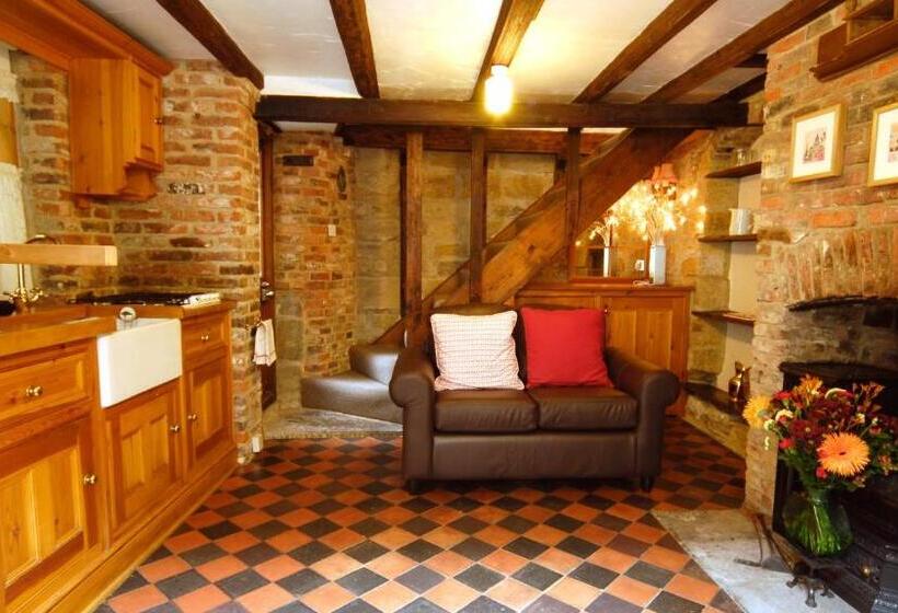 مبيت وإفطار Sanders Yard