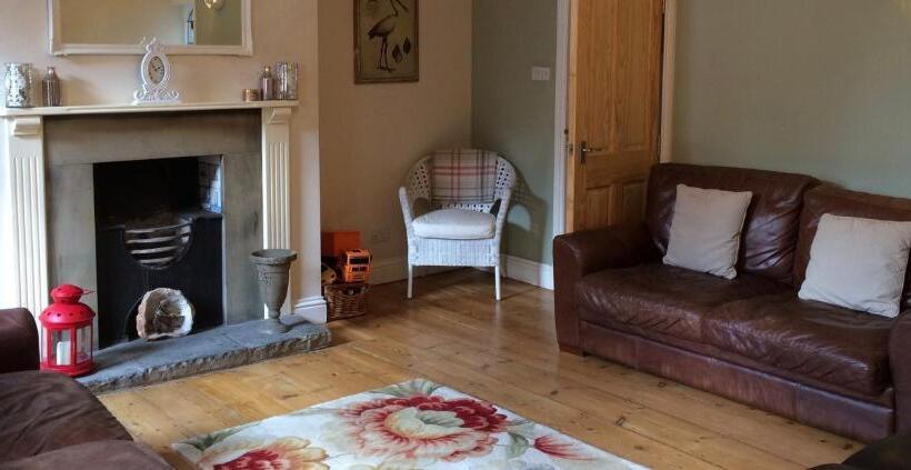 مبيت وإفطار Sanders Yard